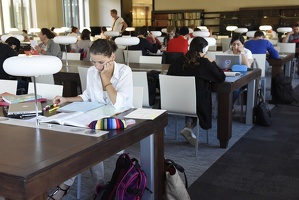 Etudiants à la Bibliothèque