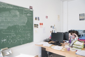 Bureau dans les locaux des Mathématiques