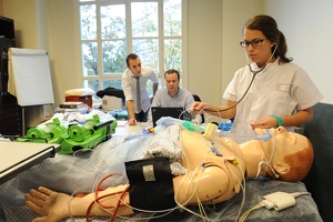 Enseignement sur mannequin Médecine