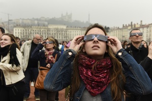 Eclipse partielle place Bellecour