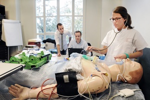 Enseignement sur manequin Médecine