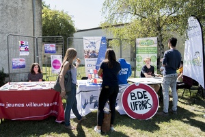 Village associatif Doua intégration étudiants